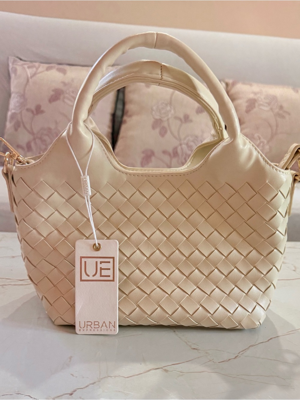 Urban Expressions Ivory Woven Shoulder Bag
